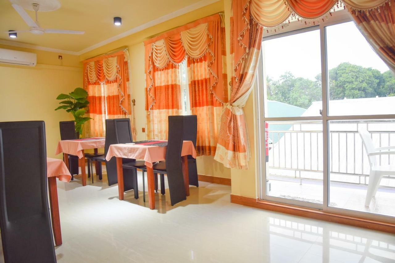 Nalaveshi Inn ฮูรา ภายนอก รูปภาพ