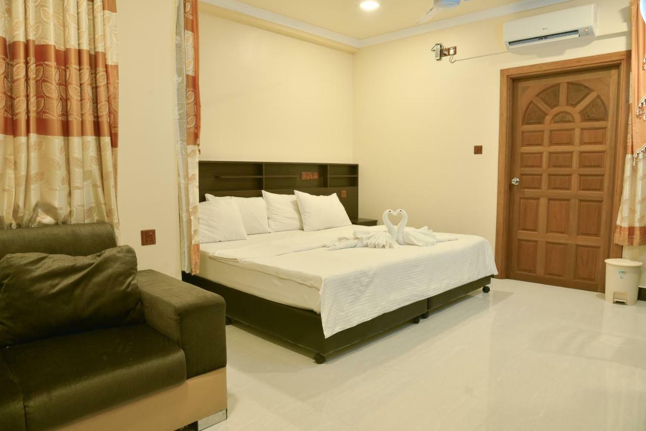 Nalaveshi Inn ฮูรา ภายนอก รูปภาพ